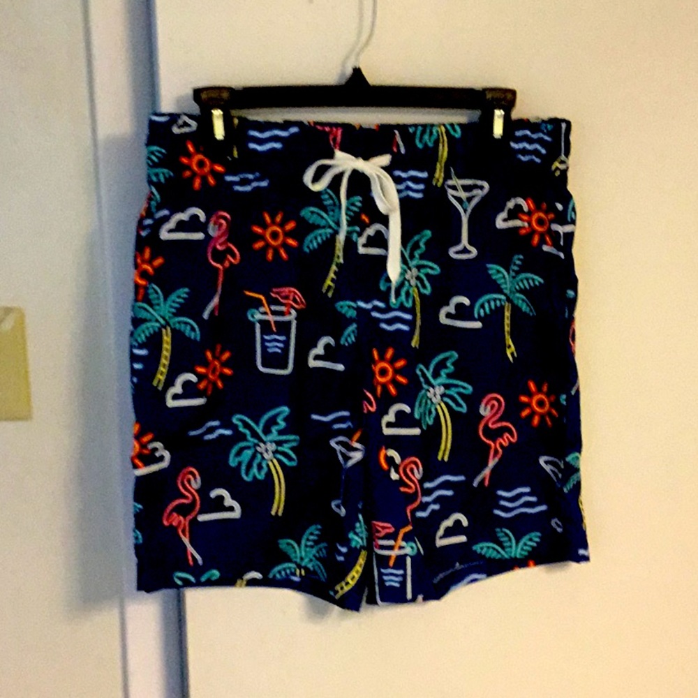 New, never worn Chubbies Men’s swim trunks. Medium